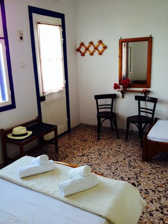 Chrisopetro Rooms Marathókampos Kamer foto