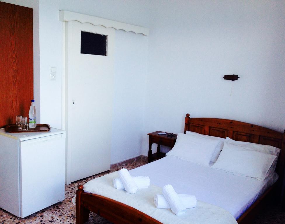 Chrisopetro Rooms Marathókampos Kamer foto